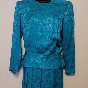 COPY - Vintage Nordstrom point of view pleated silk skirt set